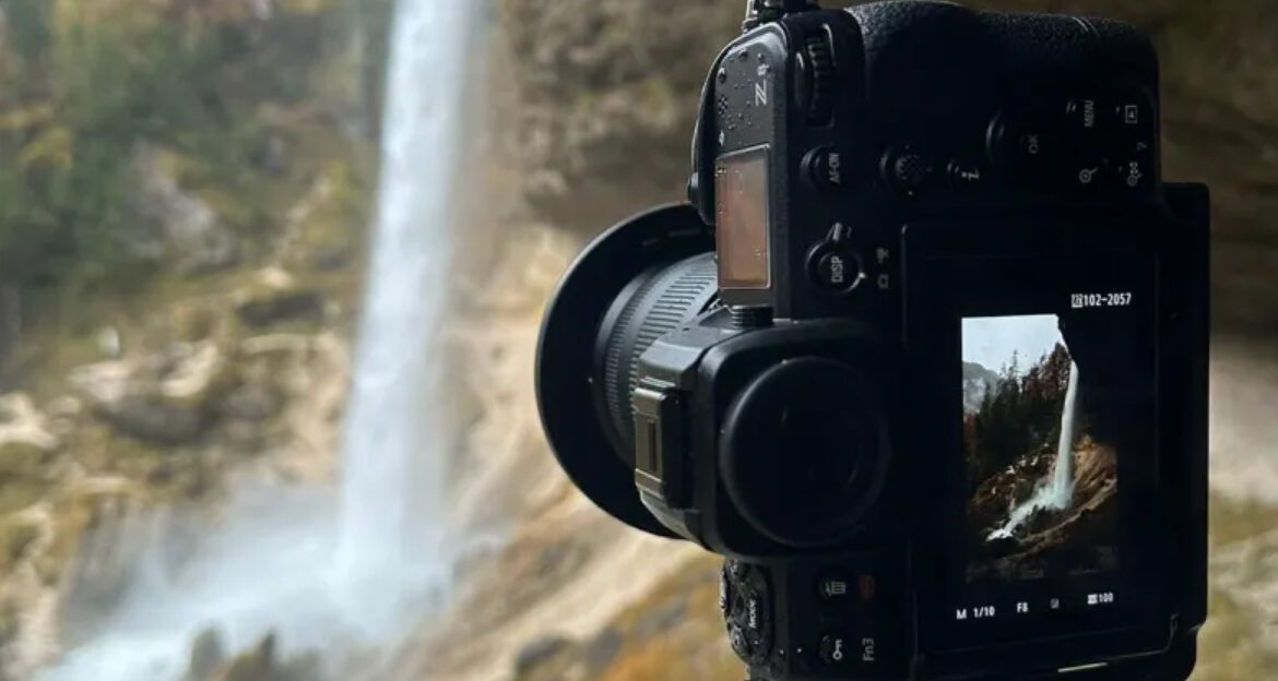 10 Best Travel Cameras for National Park Photography 2025