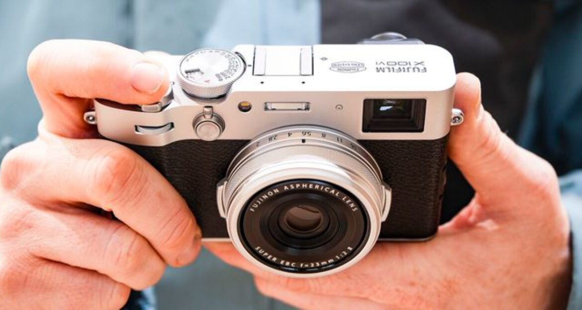 10 Travel Cameras That Shine During Golden Hour