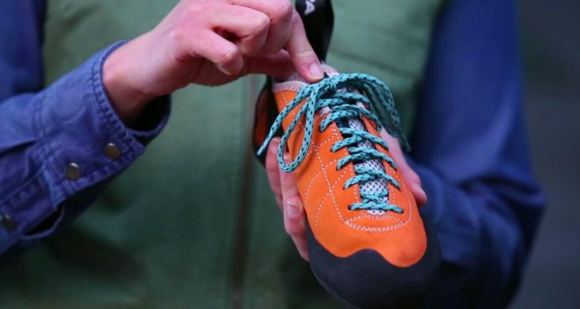 12 Best Climbing Shoes for Beginners in 2025 (Comfortable & Durable)