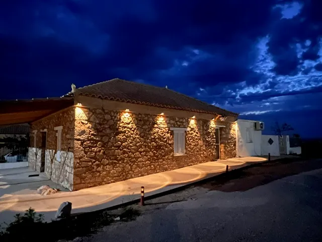 Ioulia Greek Olive Oil Company offers immersive taste of Greece