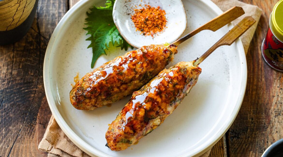 Tsukune (Japanese chicken meatball skewer) つくね • Just One Cookbook