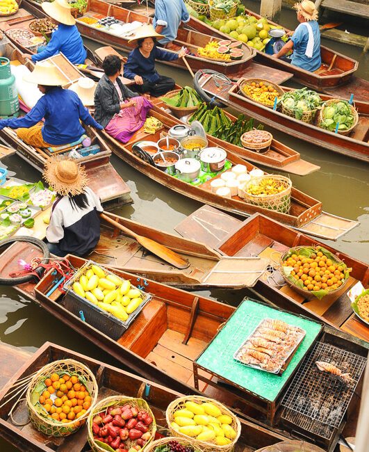 10 Best Bangkok Floating Markets To Visit!