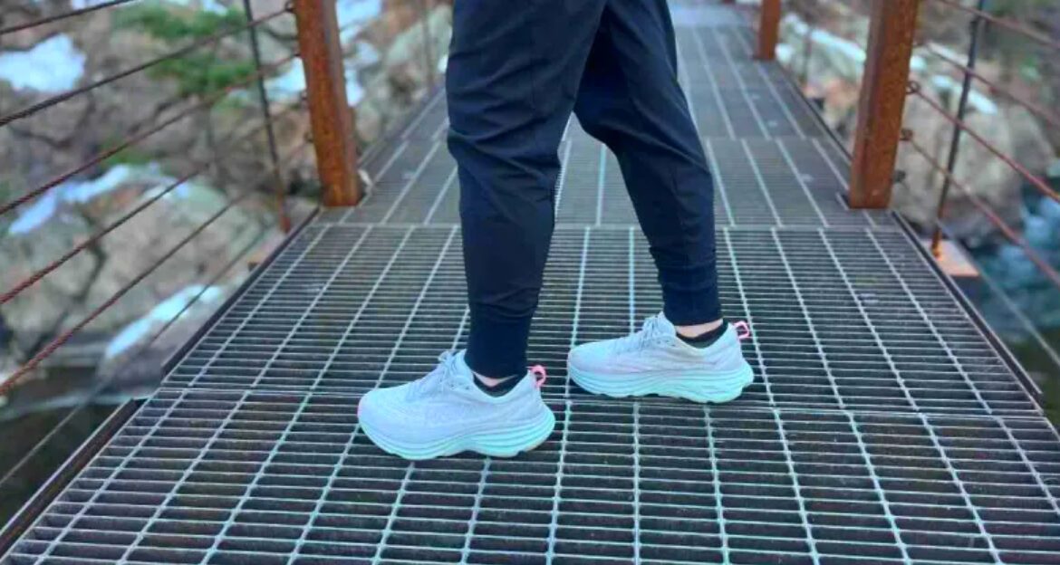 Hoka vs Brooks Walking Shoes – Which One Still Felt Good After 10 Miles?