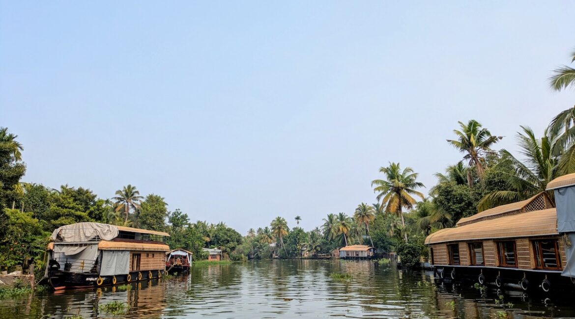 Kerala Travel Guide: 2-Week Itinerary