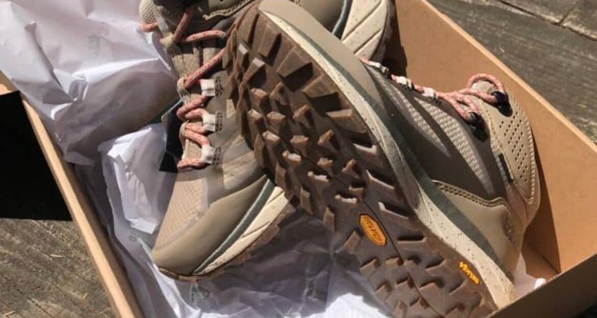 We Tried Jack Wolfskin vs Mammut Boots – These 6 Impressed Us