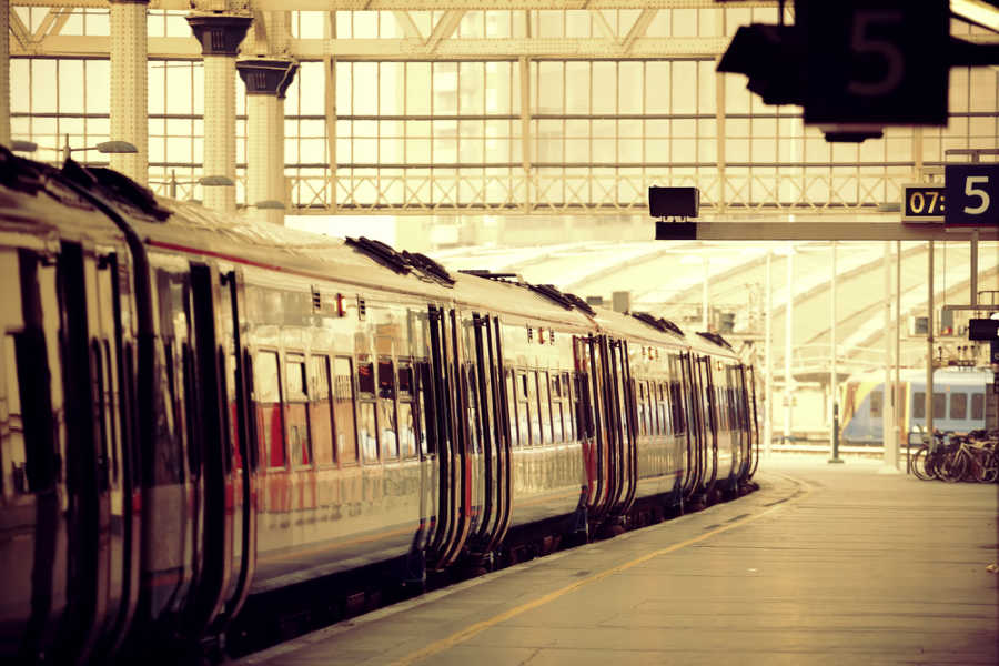 21 Easy day trips from London by train (2026)