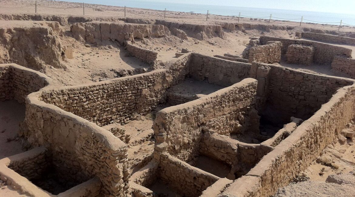 Ancient Greek Building With Courtyard Discovered in Kuwait