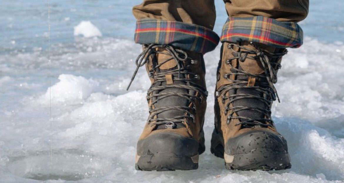 10 Best Men’s Walking Boots With Insulation in 2026