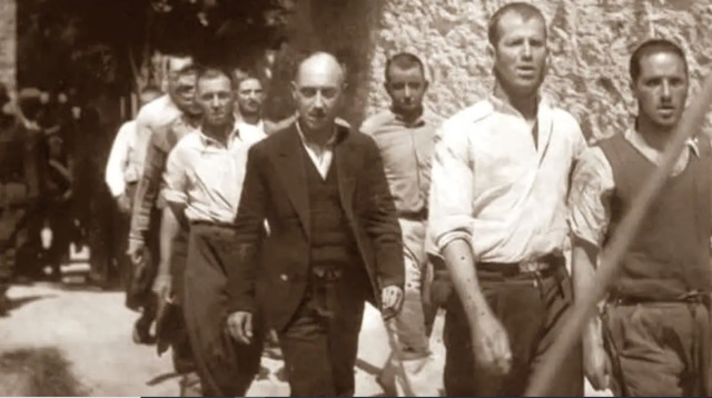The Ministry of Culture acquires 262 photos of the Kaisariani executions from Belgian collector