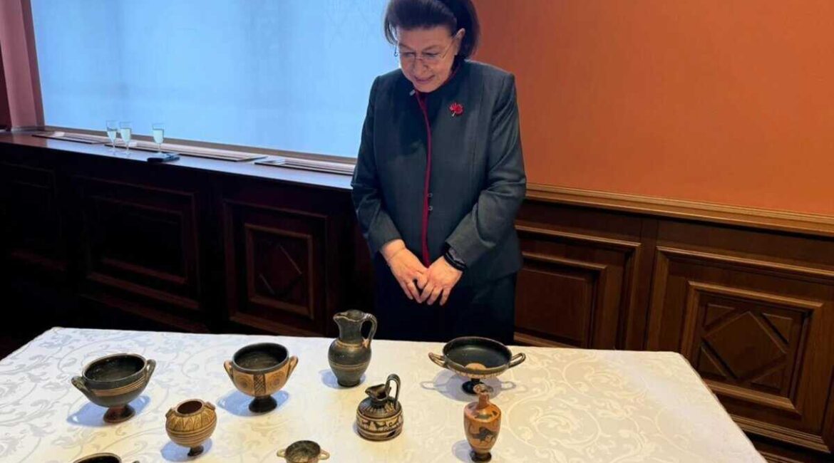 Greece Repatriates Stolen Antiquities from Budapest Museum