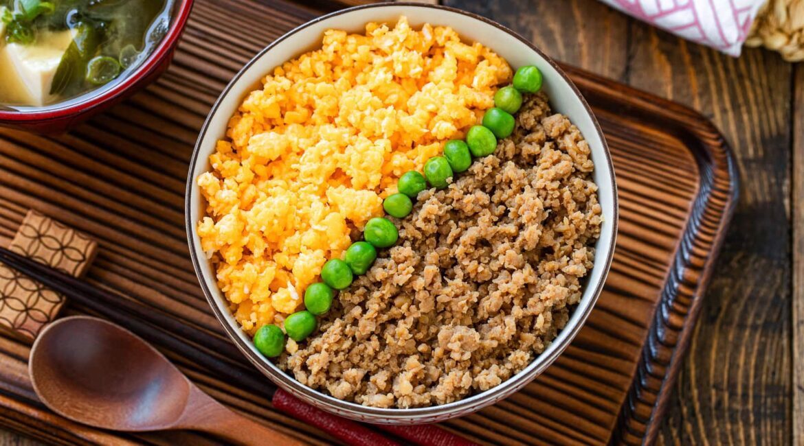 Soboro Don (Ground Chicken Bowl) そぼろ丼 • Just One Cookbook