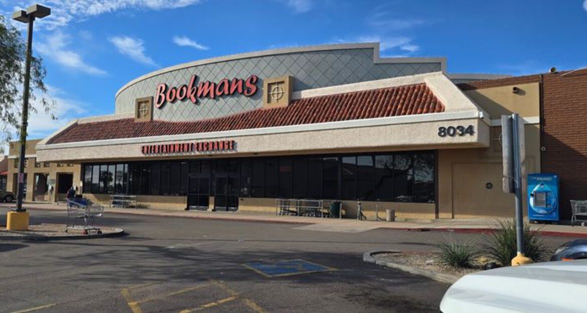 This massive used bookstore in Arizona can take almost an entire day to explore